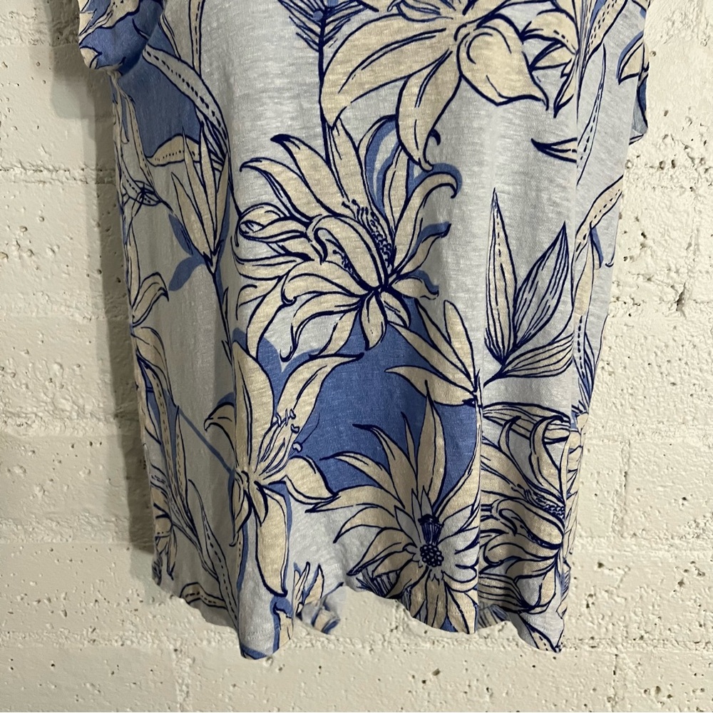 Halston Womens Top L Blue Floral 100% Linen Short Sleeve Button Back R13 - Picture 3 of 6
